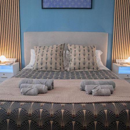 Sara'S Home - Modern Apartment Near Metro, Perfect For Families And Groups In Roma Exterior foto