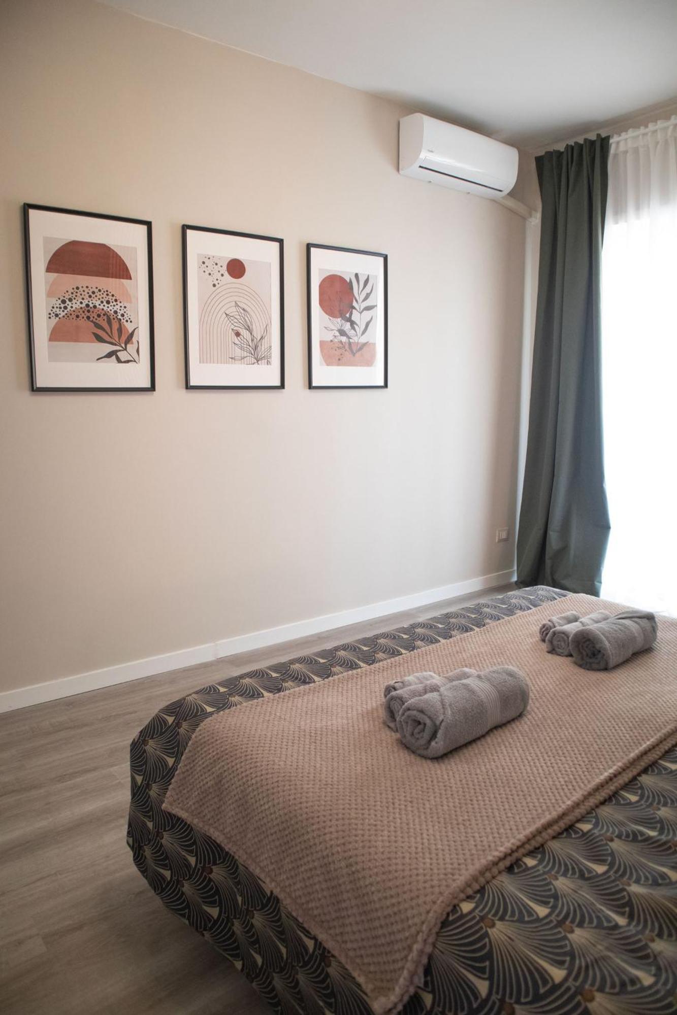 Sara'S Home - Modern Apartment Near Metro, Perfect For Families And Groups In Roma Exterior foto